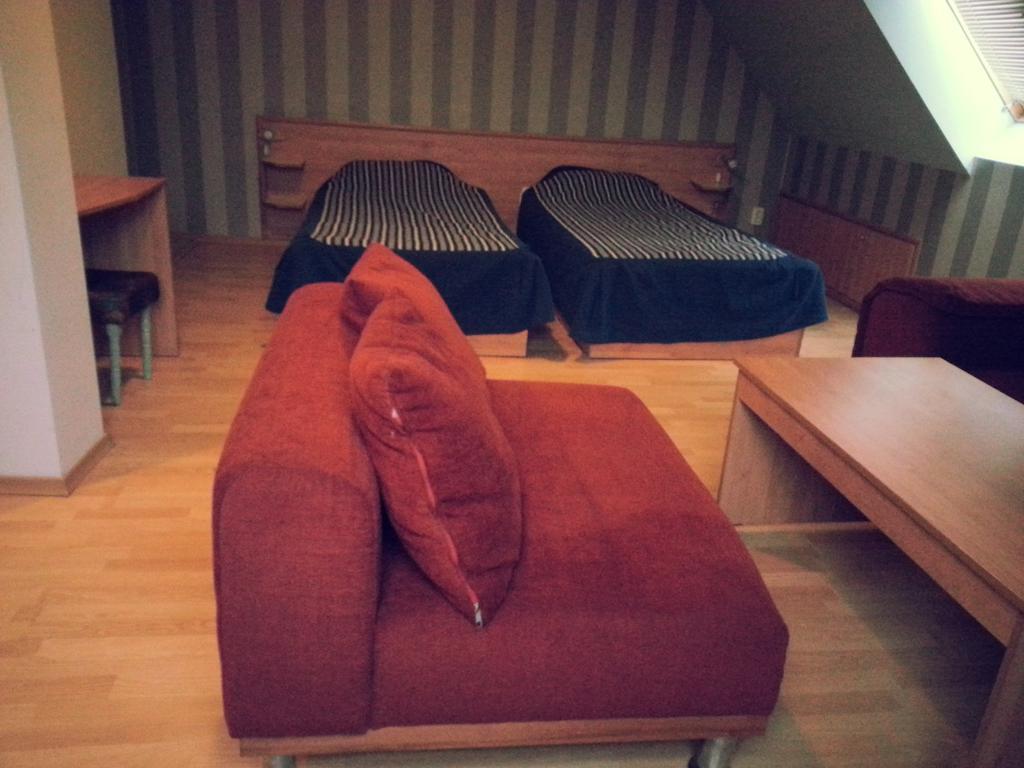 Family Hotel Kredo Sliven Bagian luar foto